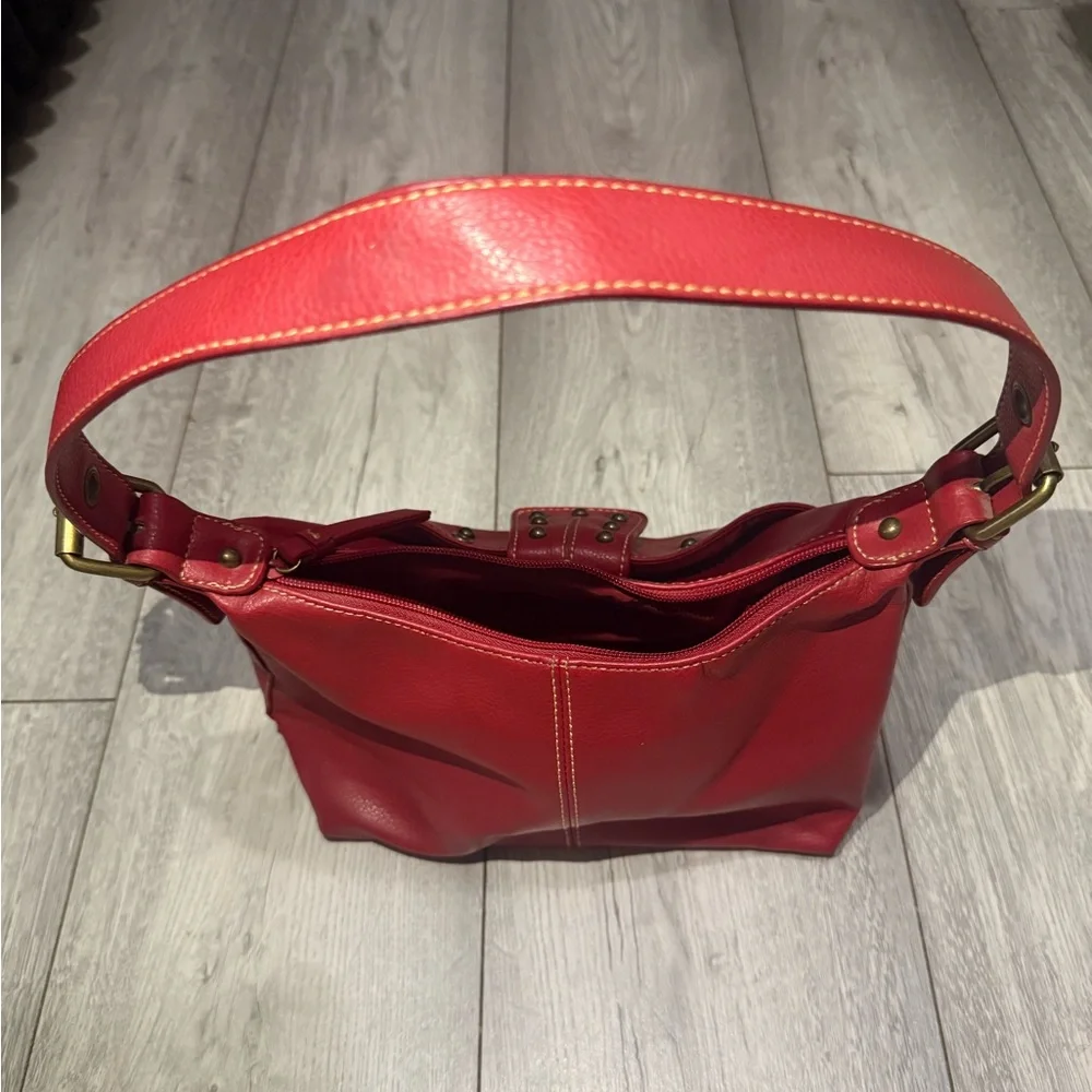 Vintage Y2K  Leather Red studded shoulder Women's Bag with gold accent. - Picture 5 of 9